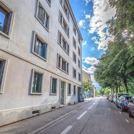 Appartement Au Bord De La Leysse A Chambéry Exteriör bild